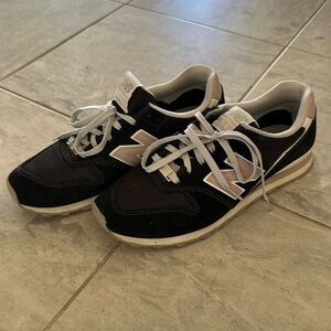 Size 9 madewell/New Balance sneakers.